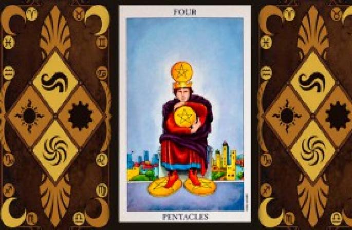 Küçük Arcana Tarot Dörtlü Pentacles: diğer kartlarla anlam ve kombinasyon