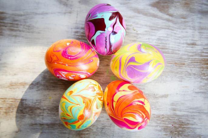 Paskalya için yumurta boyama konusunda en iyi fikirler Paskalya için yumurta boyama fikirleri