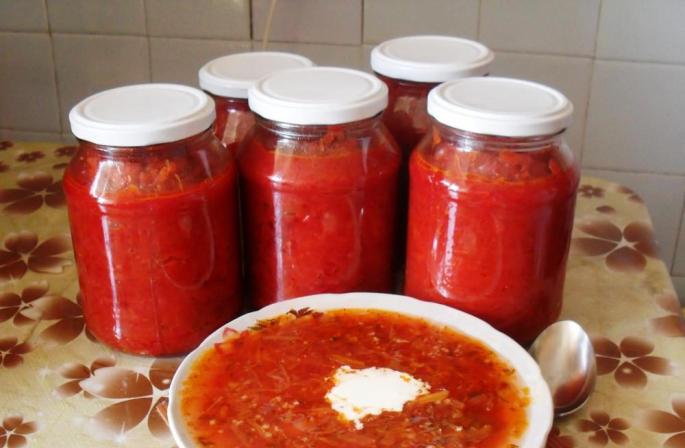 Kış için hazırlıklar: biber dolması ve pancar çorbası için kızartma Kış için pancar çorbası için kızartma nasıl kapatılır