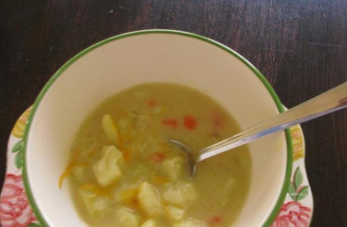 Comment préparer la soupe de pommes de terre la plus simple